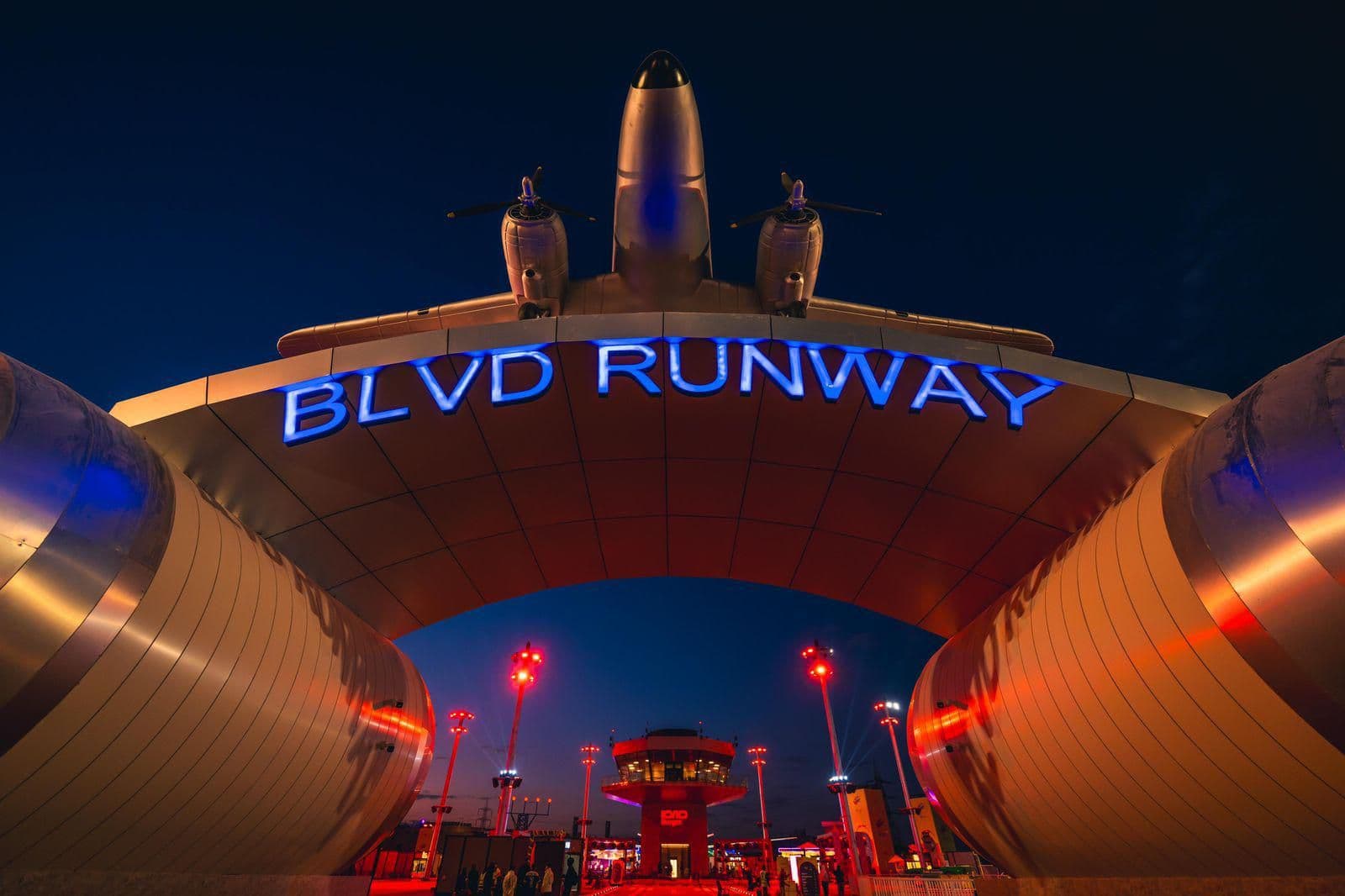 Boulevard Runway