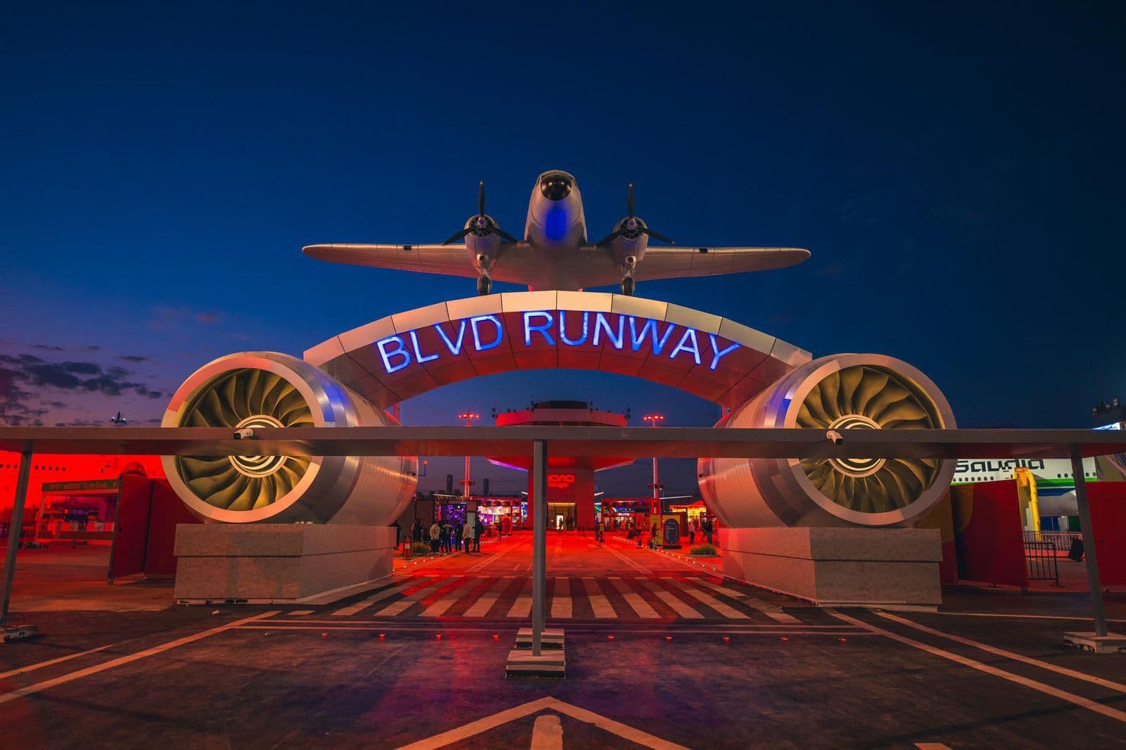 Boulevard Runway